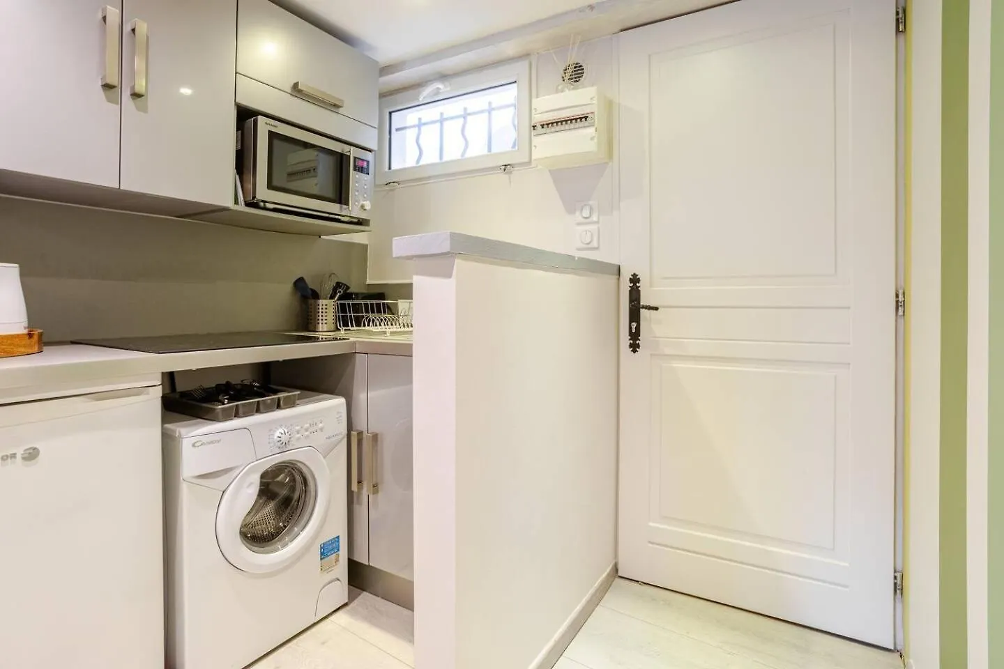 Cozy Studio Le Cedre, Port De Saint Tropez Lägenhet